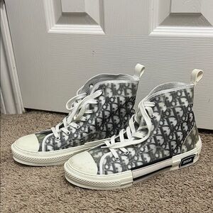 Grey and white High-Top Sneakers